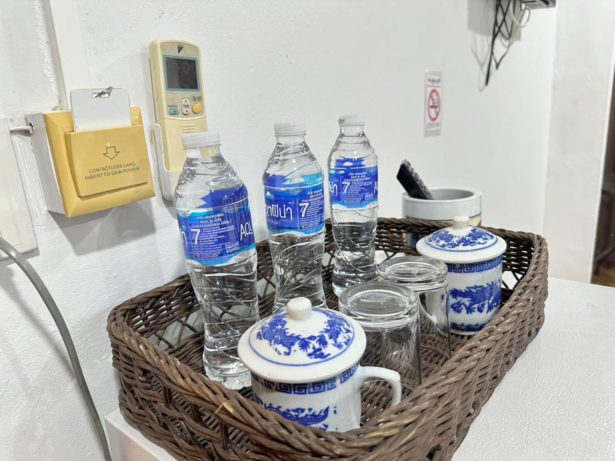 롱주 게스트하우스 방콕 외부 사진